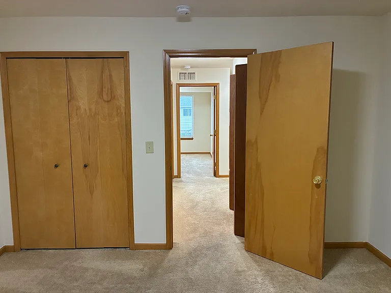 30346 Wedgewood Cir — Photo 9