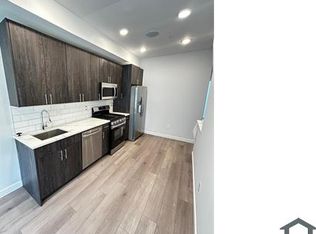 2156 N 8th St #A, Philadelphia, PA 19122