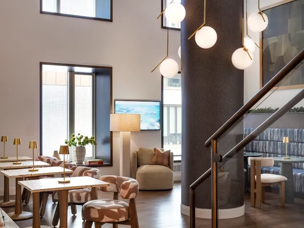 550 10th Avenue image 8 of 14