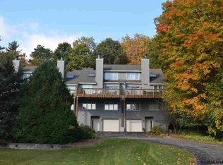 25 Juniper Hill Dr, Bolton Landing, NY 12814