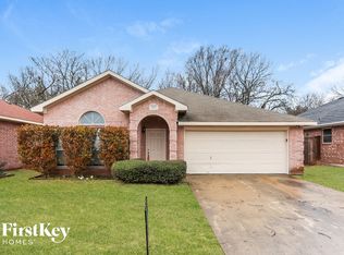 1551 Sunnymeadow Rd, Lancaster, TX 75134