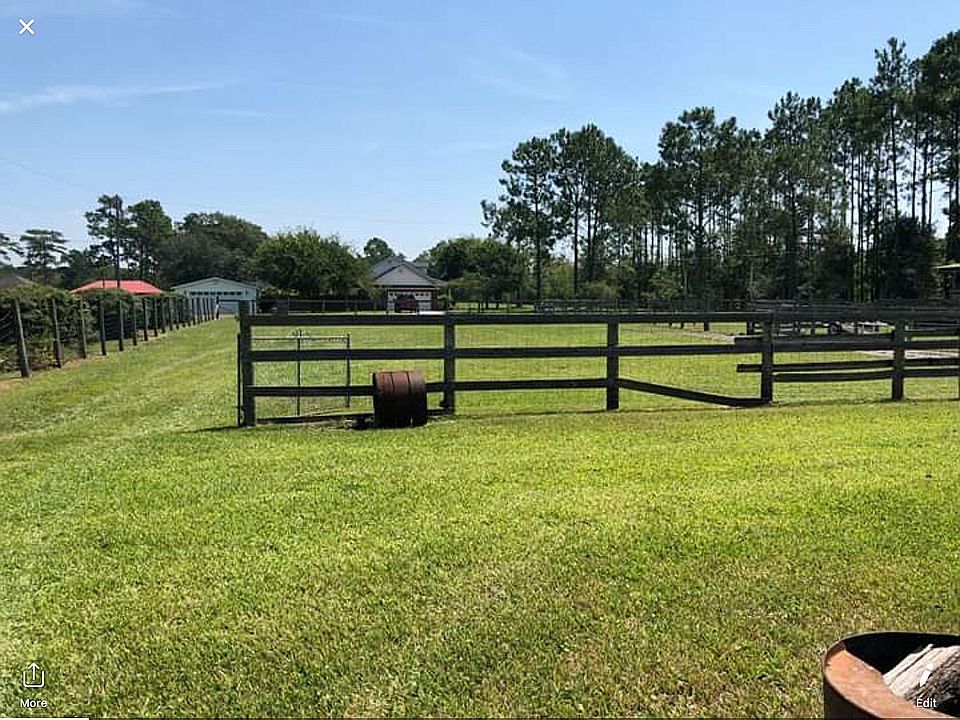 2nd image of 3920 Penelope Ln