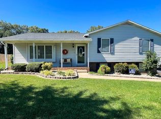 123 Hermitage Dr, Nortonville, KY 42442