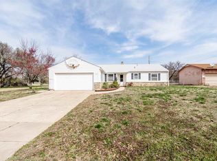 4024 Charron Ln, Wichita, KS 67220