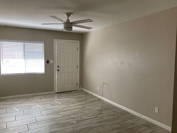 4th image of 4110 N 22nd St APT 3