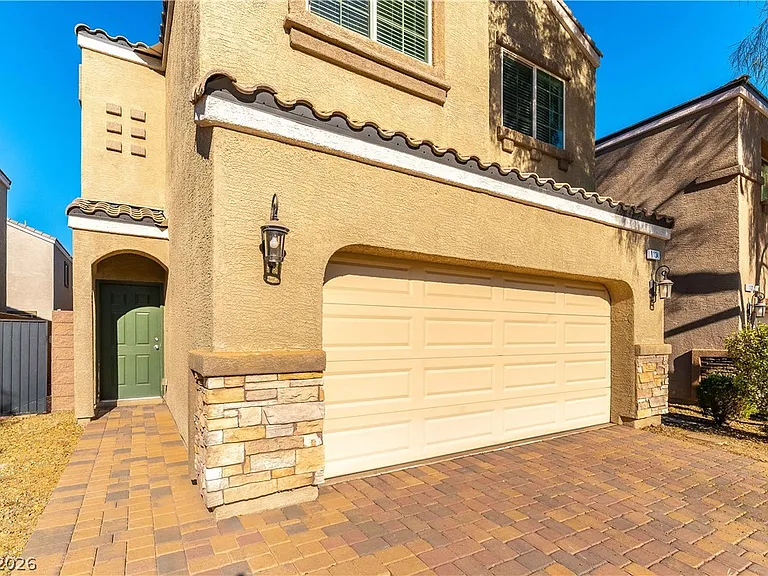 1134 Jesse Harbor Ave — Photo 2
