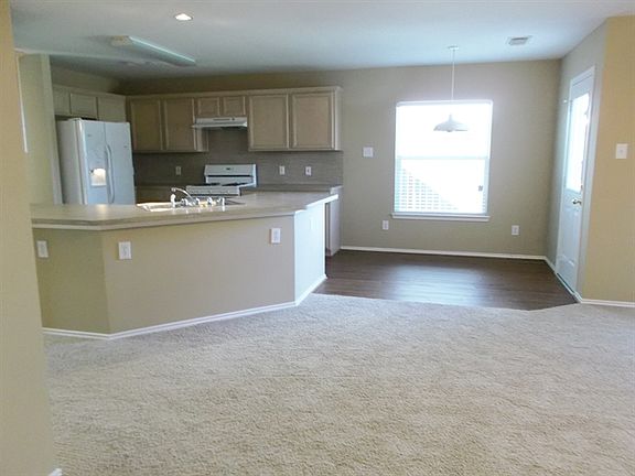 5th image of 18134 Flower Grove Ct