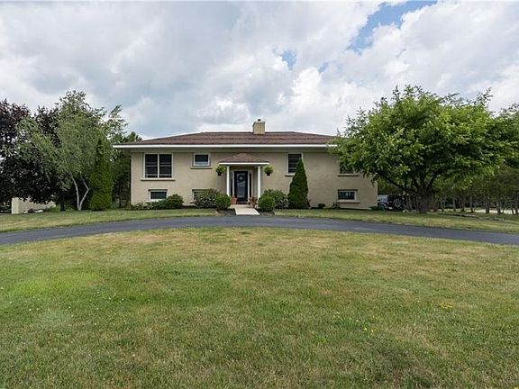 2nd image of 14979 Valley Dr