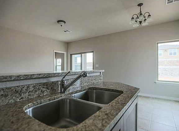 3rd image of 14314 Loma Esmeralda Dr