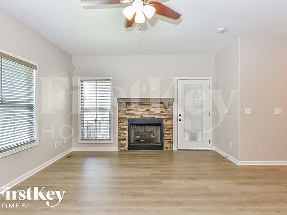 3rd image of 1354 Millet Dr