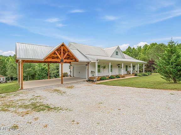 2nd image of 140 Culton Ln