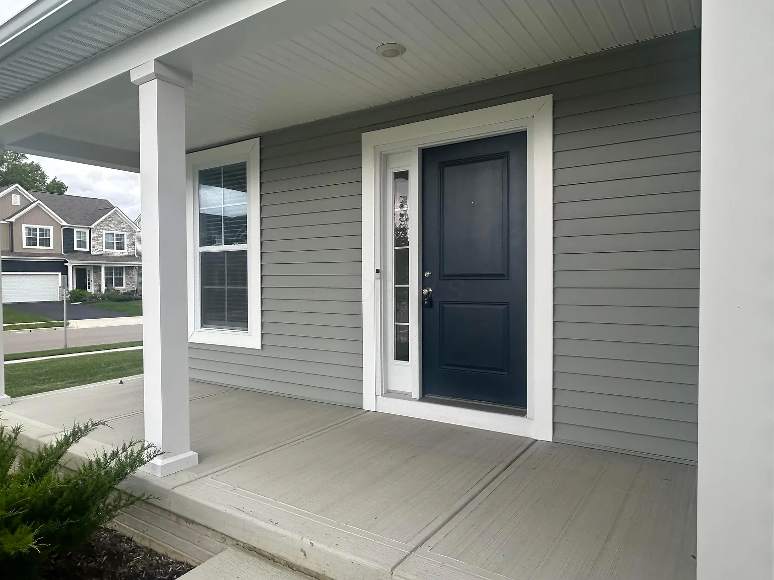 3 bed, 2.5 bath, 2070 sqft, $2,950 — Photo 3