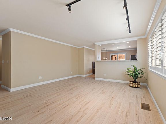 4th image of 7435 Hinton Dr