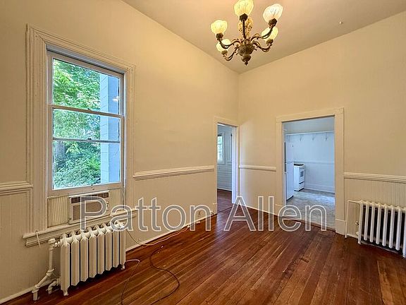 3rd image of 33 Starnes Ave APT 4
