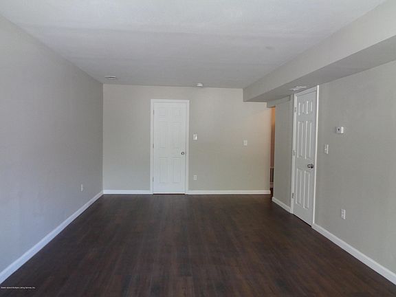 5th image of 31 Winding Woods Loop Unit 6C