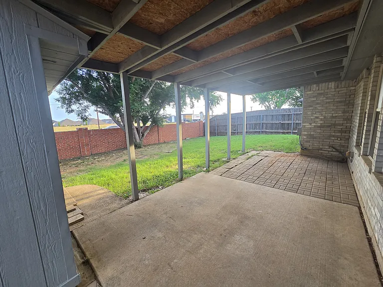 3304 Sparta Dr — Photo 24