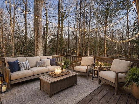 2nd image of 105 Misty Hollow Rd