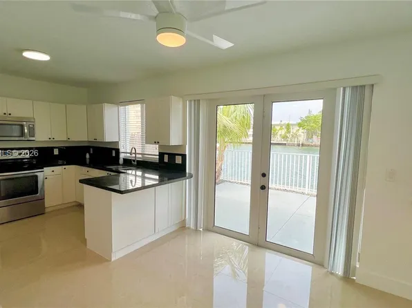 8235 Crespi Blvd APT 4, Miami Beach, FL 33141