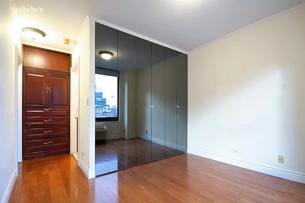 Rented by Sotheby's International Realty | media 4