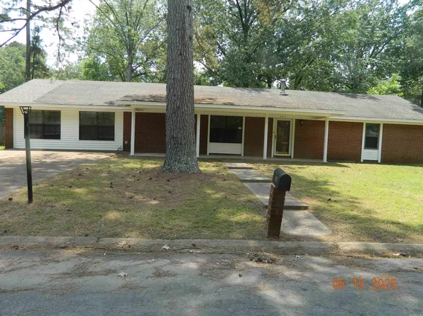 102 Turtle Creek Dr, Gurdon, AR 71743