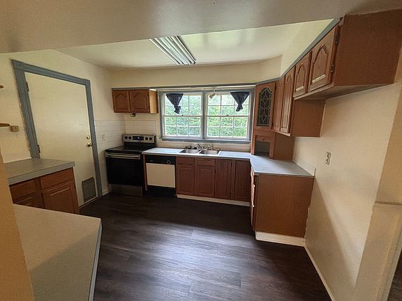 5th image of 439 Nicewood Dr