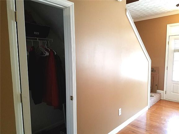 4th image of 1552 Park Grove Dr #1552
