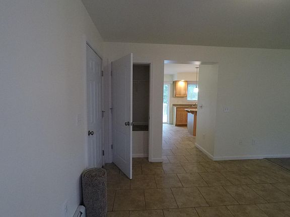Foyer to Kitchen