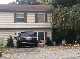 5 Edgeworth St, Worcester, MA 01605