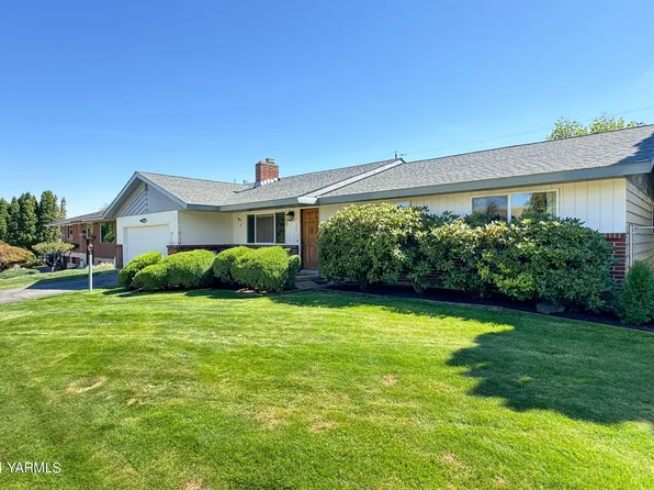3106 Ditter Dr, Yakima, WA 98902