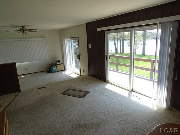 4th image of 561 Timber Ln