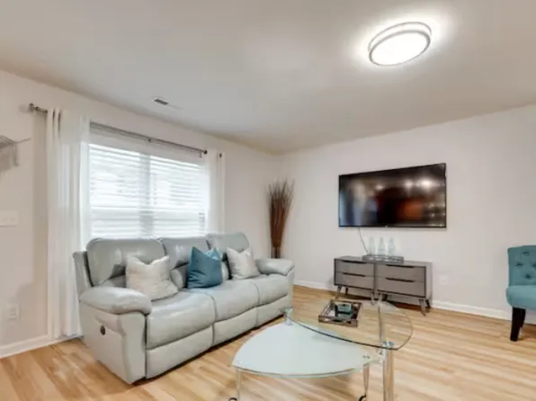 (undisclosed Address), Charlotte, NC 28214