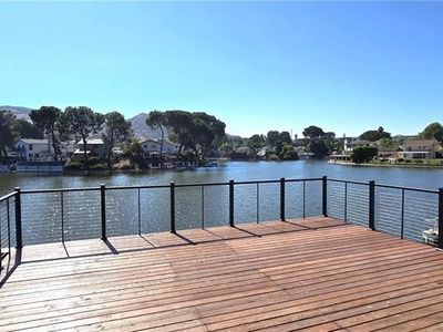 30658 Lakefront Dr, Agoura Hills, CA, 91301
