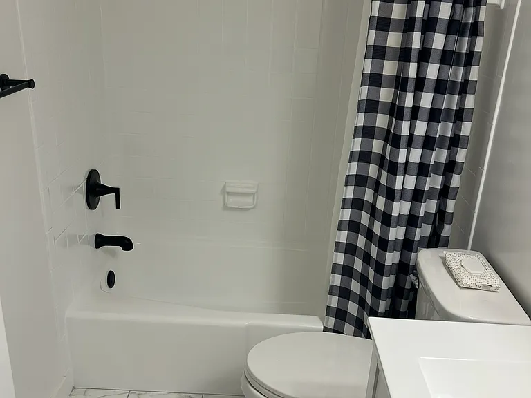 2500 N Van Dorn St #1421 — Photo 11