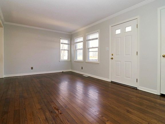 5th image of 4321 W 70th St