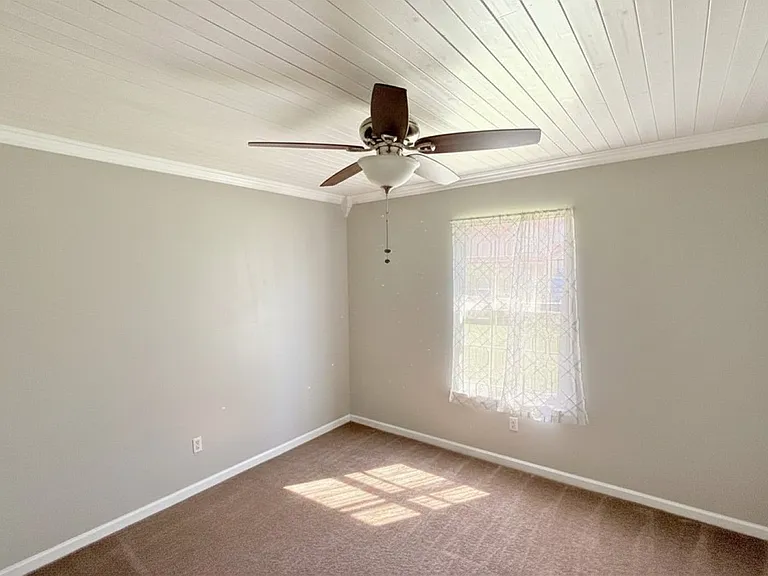 236 Woodbridge Rd — Photo 19