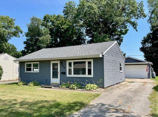 404 Chester Ave, Valparaiso, IN 46383