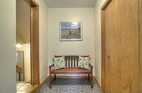 EnergyEfficient air lock entry