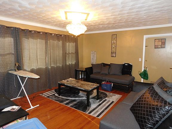 4th image of 929 S Oak Park Ave APT 3SE