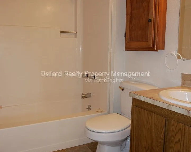 5511 32nd Ave NW #202 — Photo 13