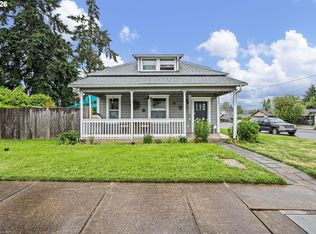 1905 S 6th St, Cottage Grove, OR 97424