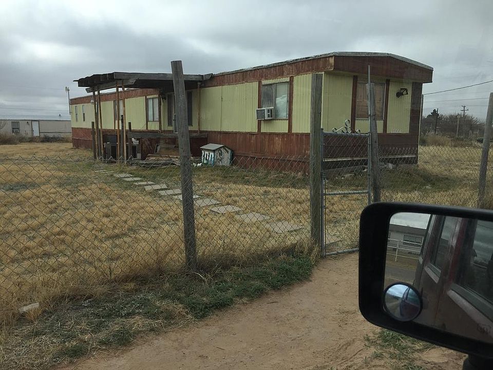 2nd image of 2405 N Frost Ave