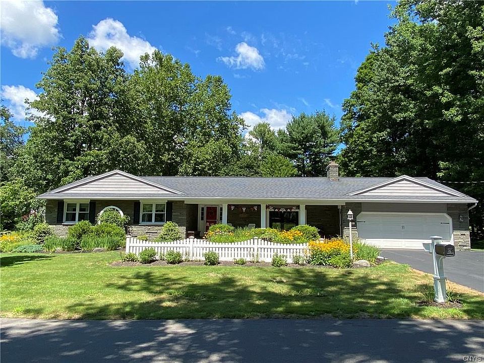 1st image of 101 Penwood Ln