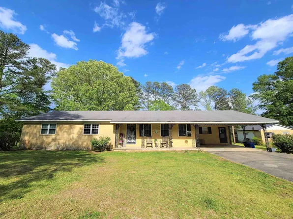 70 County Road 989, Iuka, MS 38852