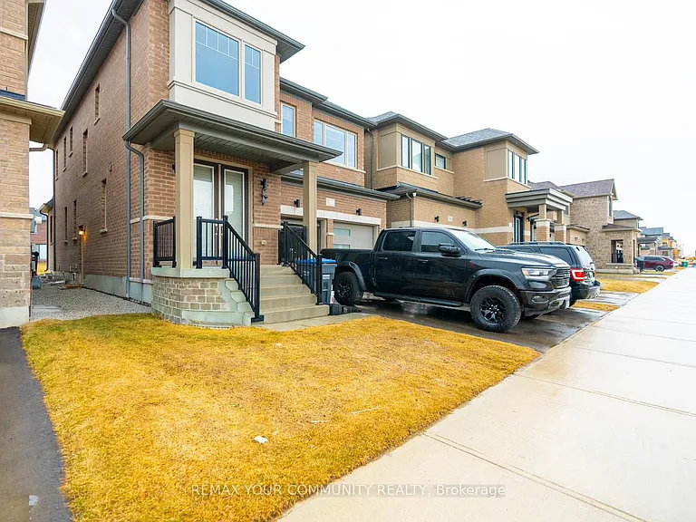 43 Tweedhill Ave #BASEMENT — Photo 11