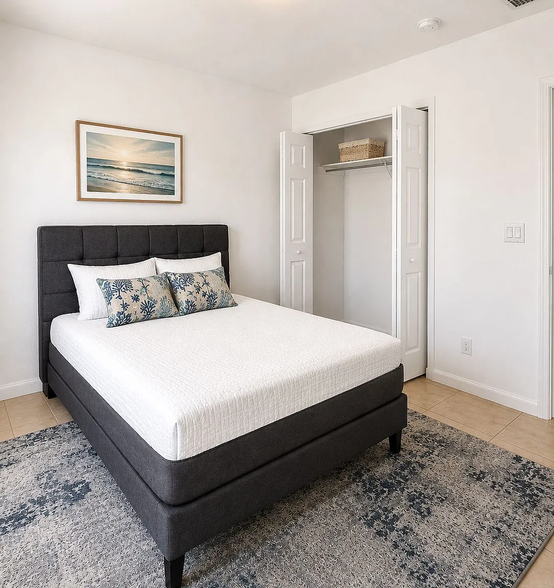 2 bed, 1046 sqft, $2,000 — Photo 4