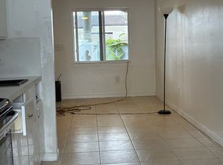 987 S East 1 Pl, Hialeah, FL 33010