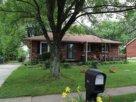 2nd image of 2445 Woodhill Dr
