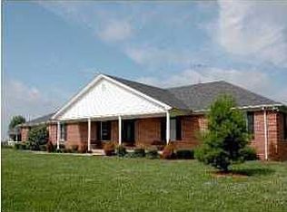 3981 Springfield Rd, Bloomfield, KY 40008