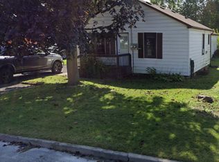 60 Louis St #1, Quinte West, ON K8V2L1