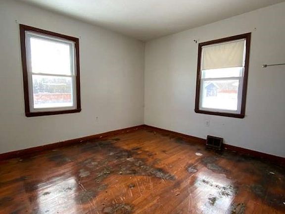 4th image of 10405 Chillicothe Rd